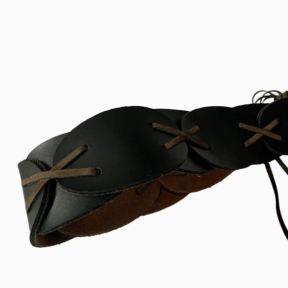 Black and Brown Leather Belt with Rustic Design - Picture 6 of 13